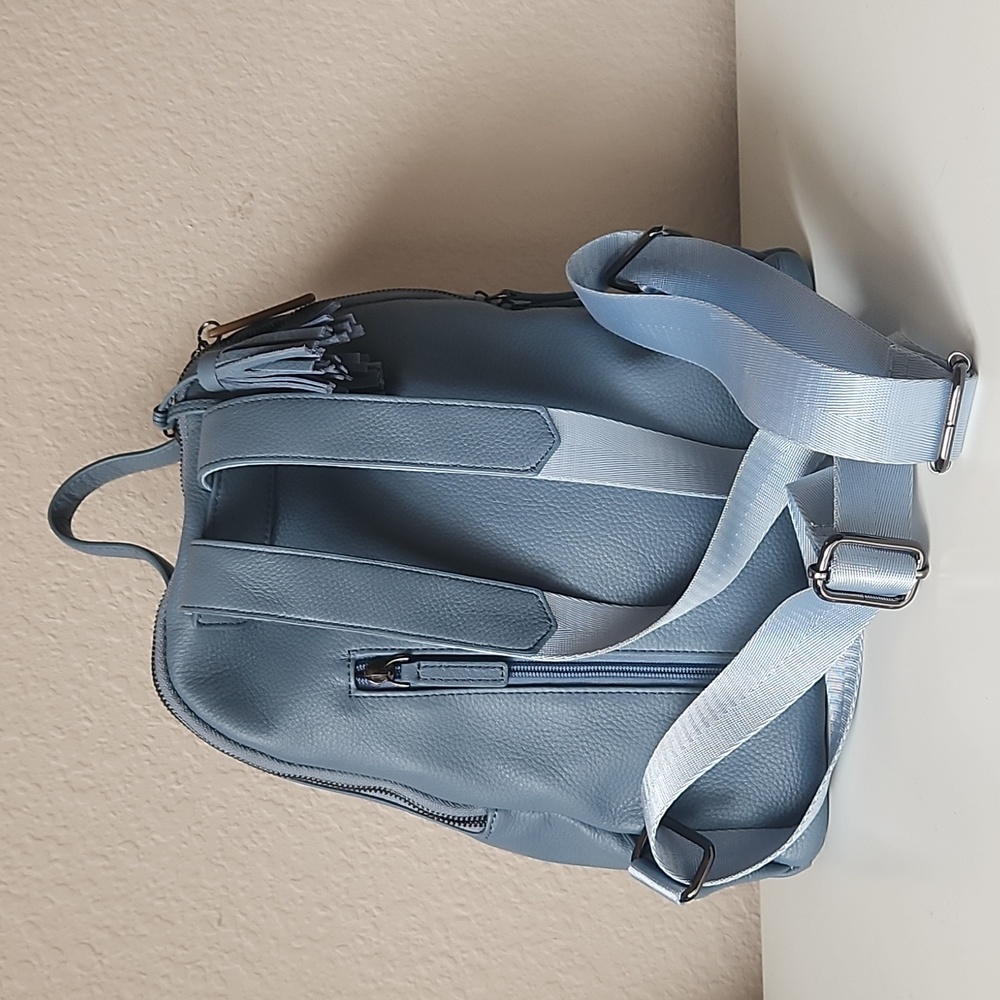 Backpack - Picture 5 of 9